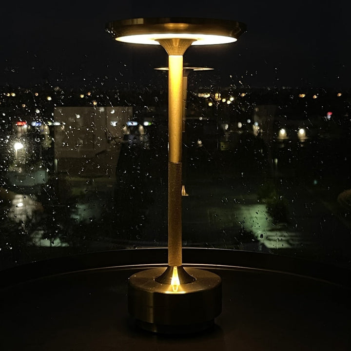 Intelligente kabellose LED-Tischlampe aus Metall, dimmbar, mit Touch-Sensor.