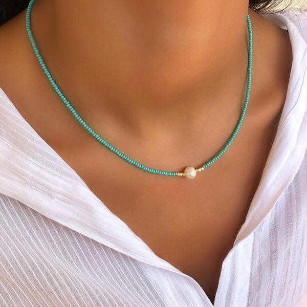 Damen Perlenkette aus Süßwasserperlen, klassisch & elegant. Perfektes Schmuck-Accessoire für jeden Anlass.
