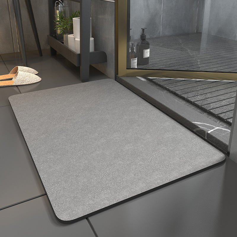 Komfortable DryStep Badezimmer-Fußmatte, super saugfähig und rutschfest, sorgt für Trockenheit nach dem Duschen.
