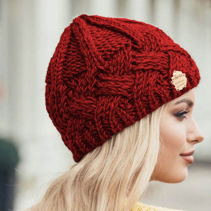 Warme Unisex Strickmütze. Perfekte Beanie für Damen und Herren im Winter. Modischer Kälteschutz.