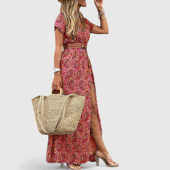 Damen Maxikleid mit V-Ausschnitt, im Boho-Stil. Komfortabel und fließend, perfekt als lässiges Sommer- und Urlaubskleid.