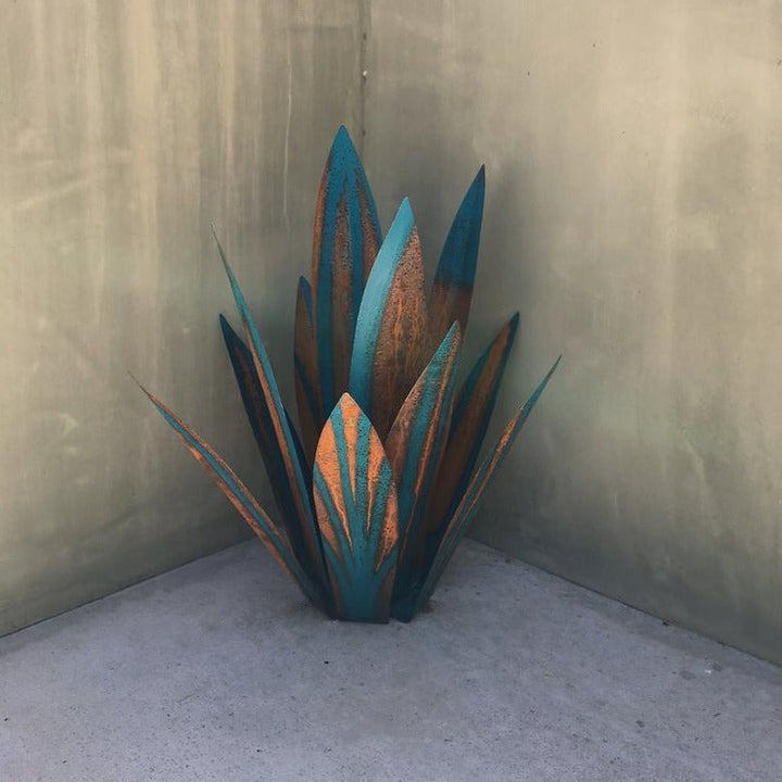 Dekorative Metall Agave Skulptur als Gartenstecker. Rostfrei, vielseitig und ideal für jedes Garten Design.