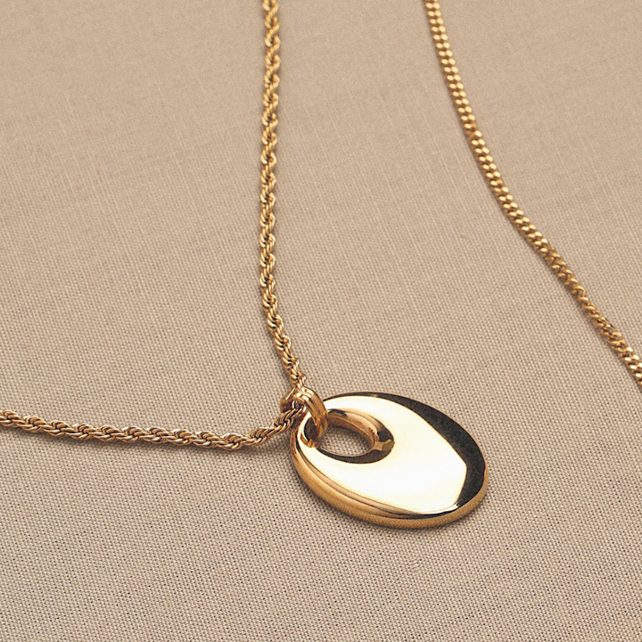 Robuste Damen Edelstahl Goldkette, Statement-Design, wasserfest & hypoallergen, langlebiger Modeschmuck.