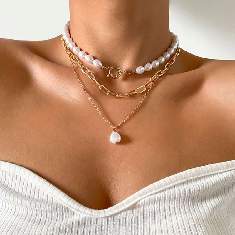 Mehrschichtige Perlenkette für Damen, runder Schmuck im Vintage-Stil, verleiht Eleganz jedem Outfit.