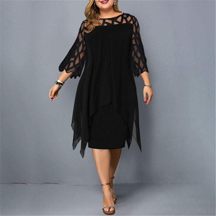 Festliches Damenkleid, midi-lang, mit eleganten Spitzenärmeln und Rundhalsausschnitt für Plus Size.