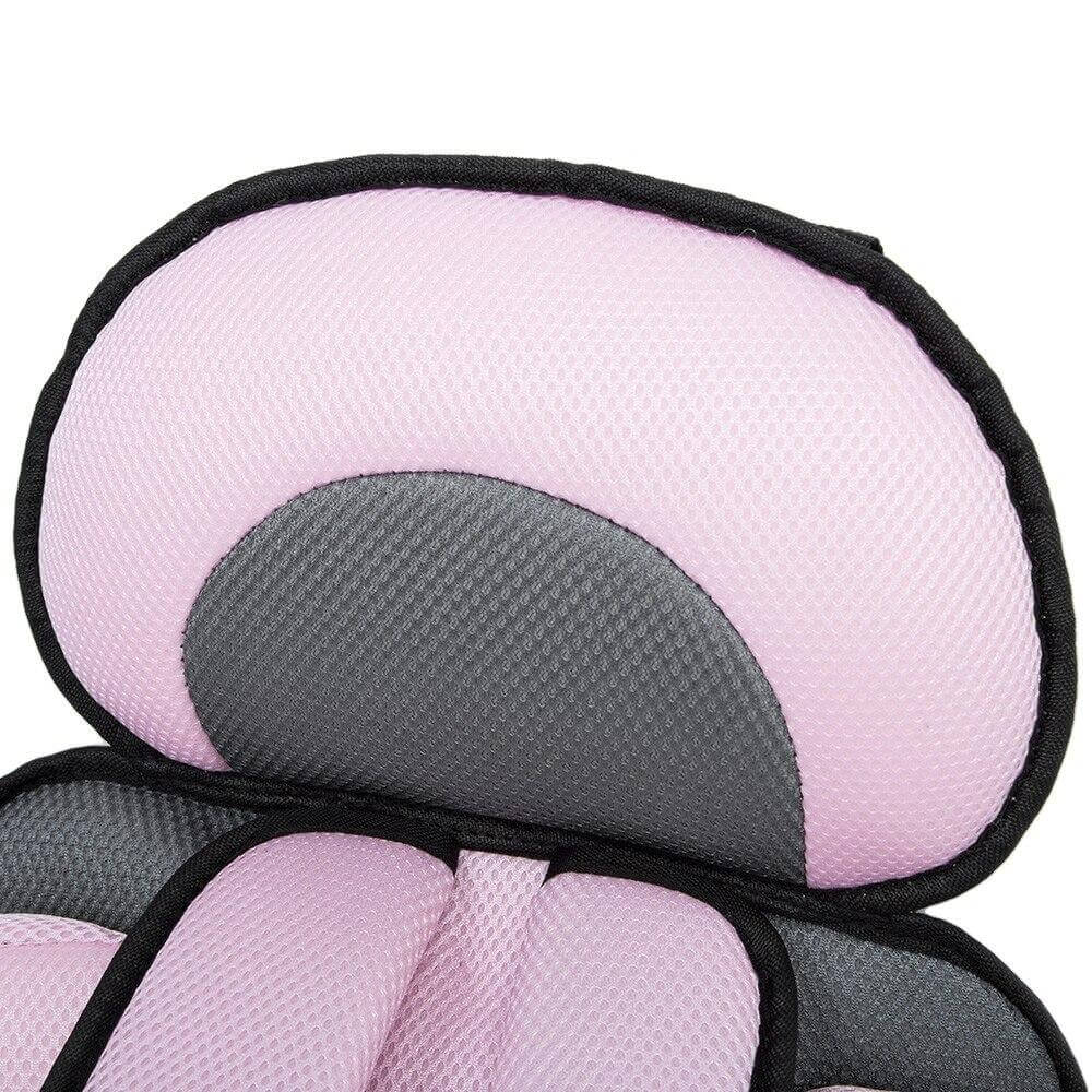 Einfache & schnelle ISOFIX-Installation des SafeRider Pro Kindersitzes für stabilen Halt im Auto.