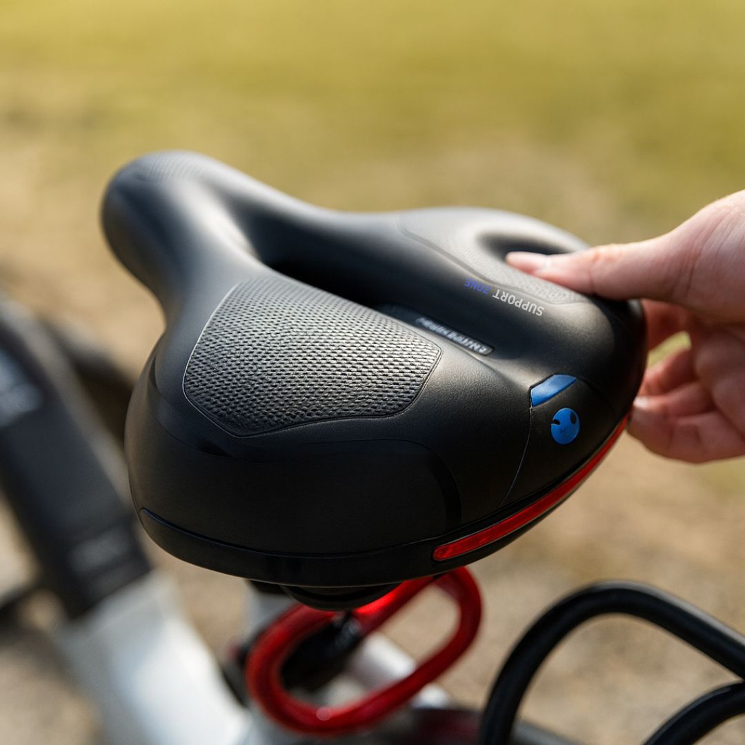 Unisex Fahrradsattel mit ergonomischer Form & Federung. Optimal für Stadt, Trekking und E-Bike.
