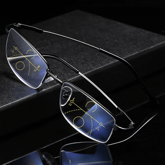 Schwarze intelligente Gleitsichtbrille für Damen & Herren mit Blaulichtfilter und UV-Schutz.
