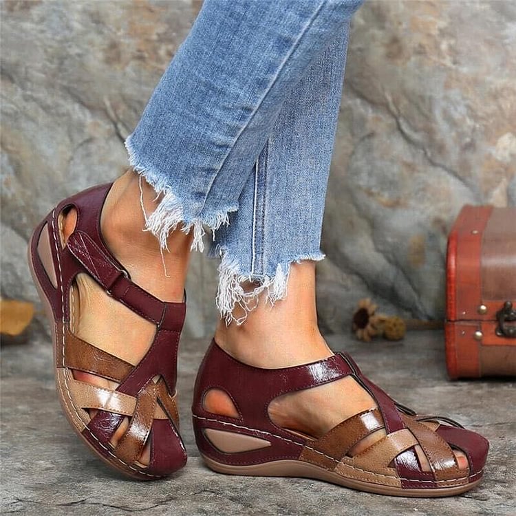 Verstellbare orthopädische Damen Sandalen Sophia für optimalen Komfort & unterstützenden Halt im Alltag.