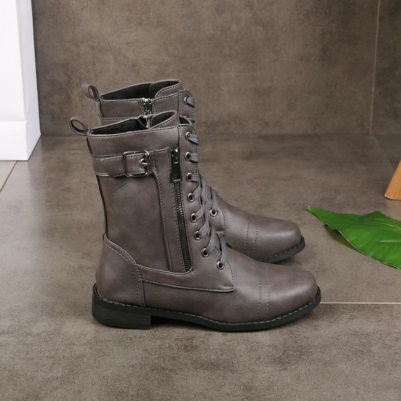 Rutschfeste Sohle der orthopädischen Damen Komfortstiefel für sicheren Halt im Alltag.
