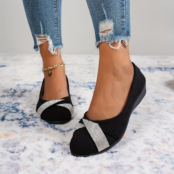 Eleganter Damen Keilschuh in Schwarz-Grau für den Alltag, leicht und komfortabel. Trendige Wedges.