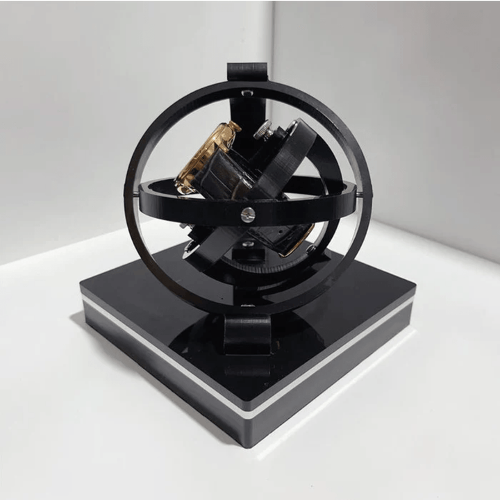 Exklusiver Uhrenbeweger als Geschenkidee für Männer. Hält Automatikuhr präzise am Laufen und ist ein Herrenaccessoire.