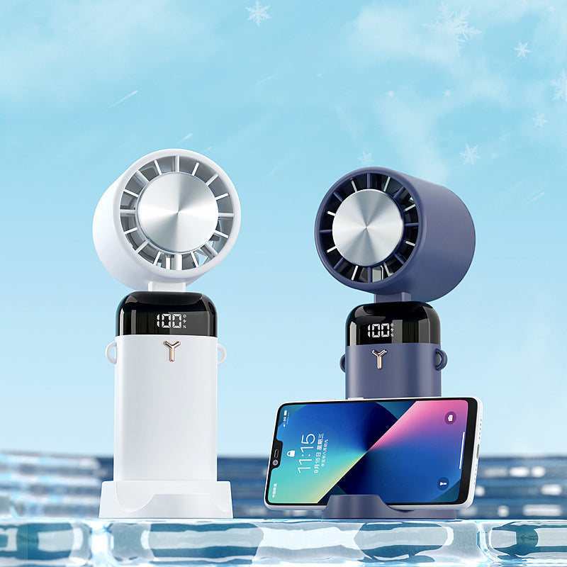 Tragbarer Handventilator mit 10°C Kälteplatte und 3-in-1 Funktion für schnelle, mobile Erfrischung im Sommer.