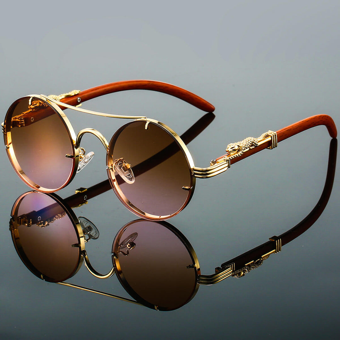 Stylische Unisex Sonnenbrille mit runden Gläsern und Doppelsteg. Optimaler UV400 Augenschutz.