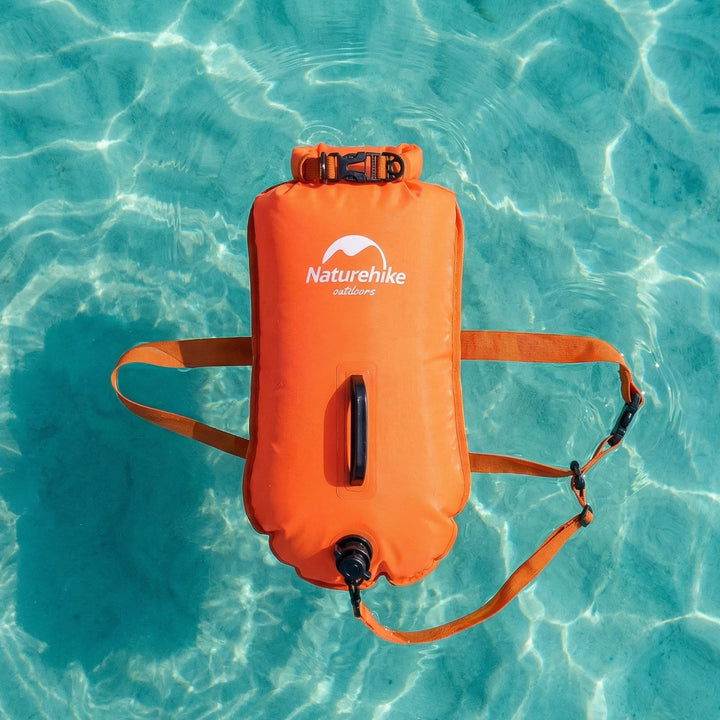 Unisex Schwimm-Boje mit wasserdichtem Fach für sicheres Freiwasserschwimmen. Ideal für Wertsachen.