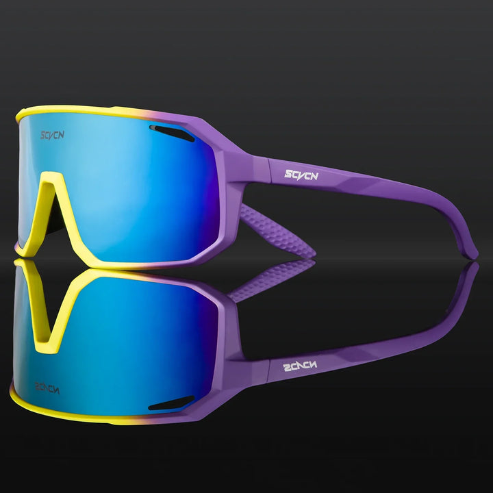 Vielseitige Sportsonnenbrille mit UV400 Schutz. Leichter TR90 Rahmen, ideal für Damen und Herren.