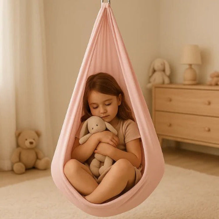 Vielseitige Textil-Hängeschaukel für Kinder & Erwachsene. Ideal als Ruheoase im Wohnzimmer oder als Gartenschaukel.