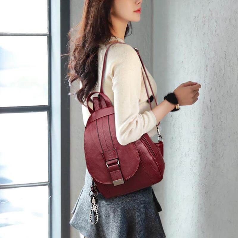 Zeitloser wasserdichter Premium Lederrucksack für Frauen, ein Must-have Accessoire.