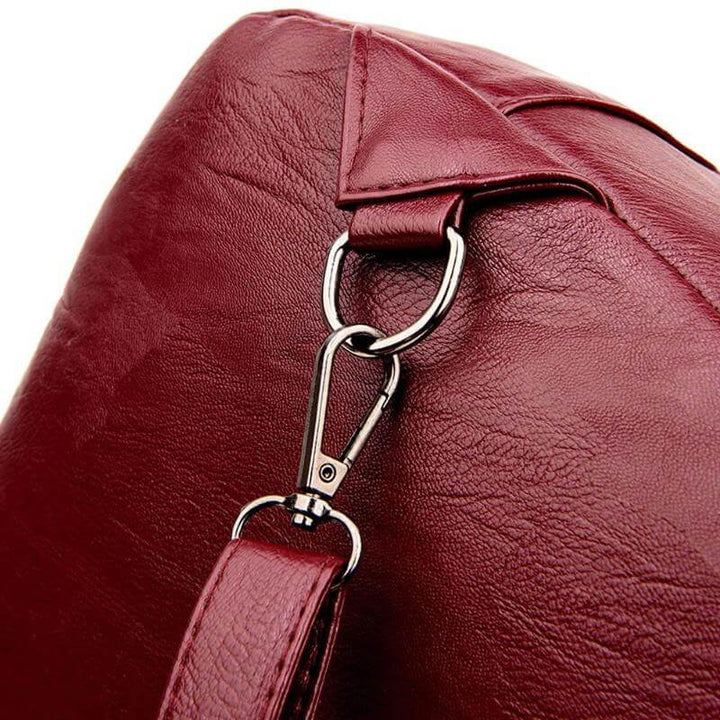 Offener Premium Lederrucksack, wasserdicht, mit viel Stauraum und praktischen Fächern.