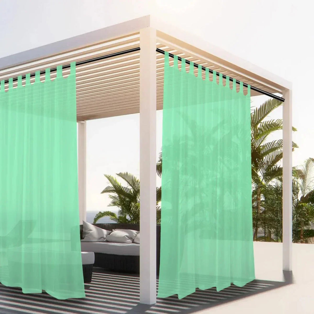 Wasserabweisender Outdoor Vorhang für Garten, Terrasse. Eleganter Sichtschutz, lichtfilternd für sommerliche Außendekoration.