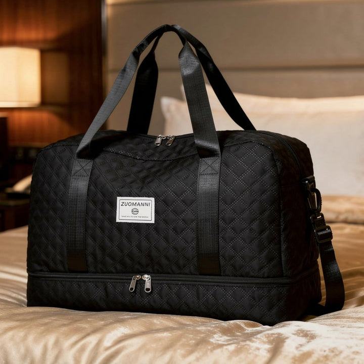 Kompakte Handgepäck Weekender Tasche, perfekt für Flugreisen und Wochenendtrips.