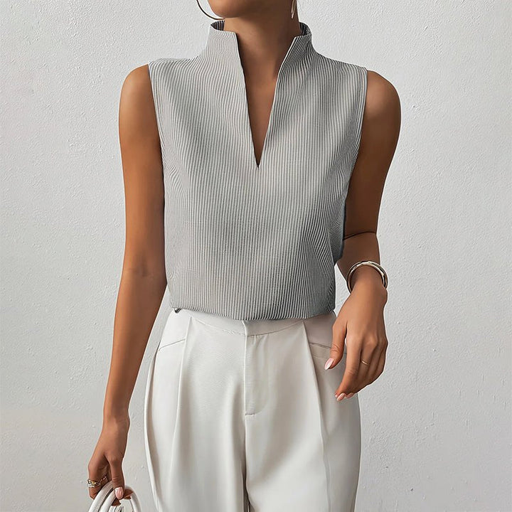 Damen ärmellose gestreifte Bluse mit Stehkragen & V-Ausschnitt. Elegant für Business & Alltag.