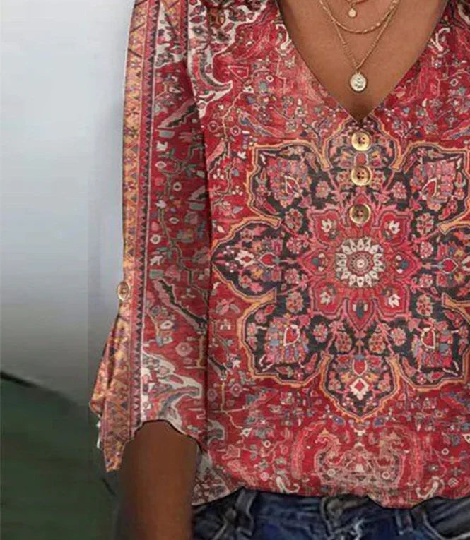 Modisches Damen Top in Bordeaux, eleganter V-Ausschnitt, 3/4 Arm. Ideal für Alltag und besondere Anlässe.